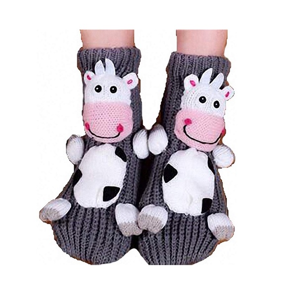 Horizon Accessories - Super Cute 3D Grey Bull slipper socks
